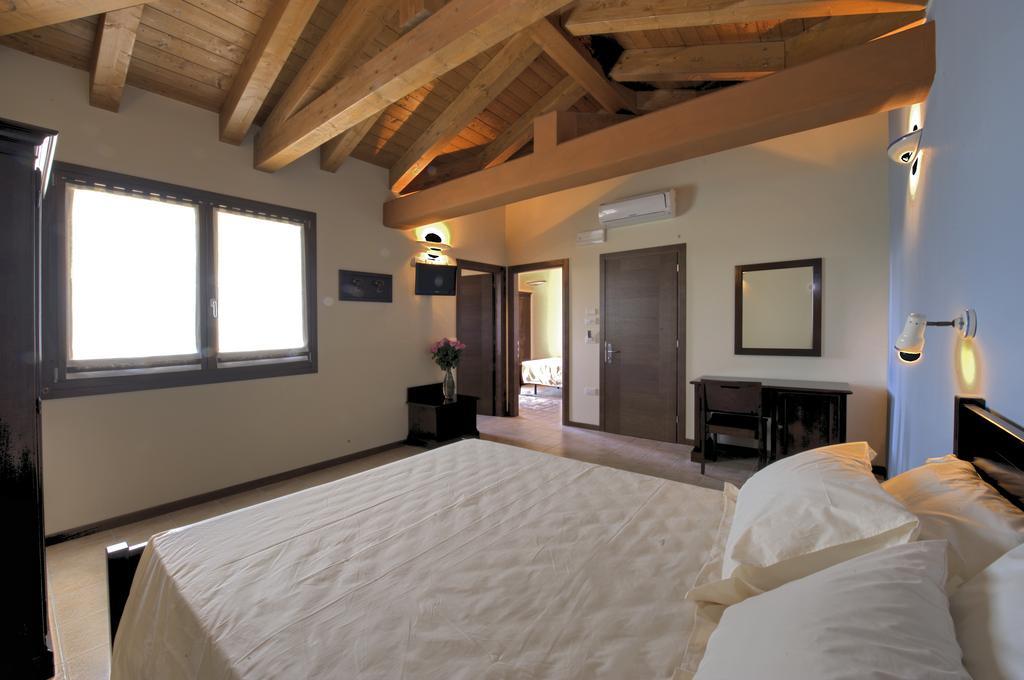 Agriturismo Olistella Palazzolo dello Stella Номер фото