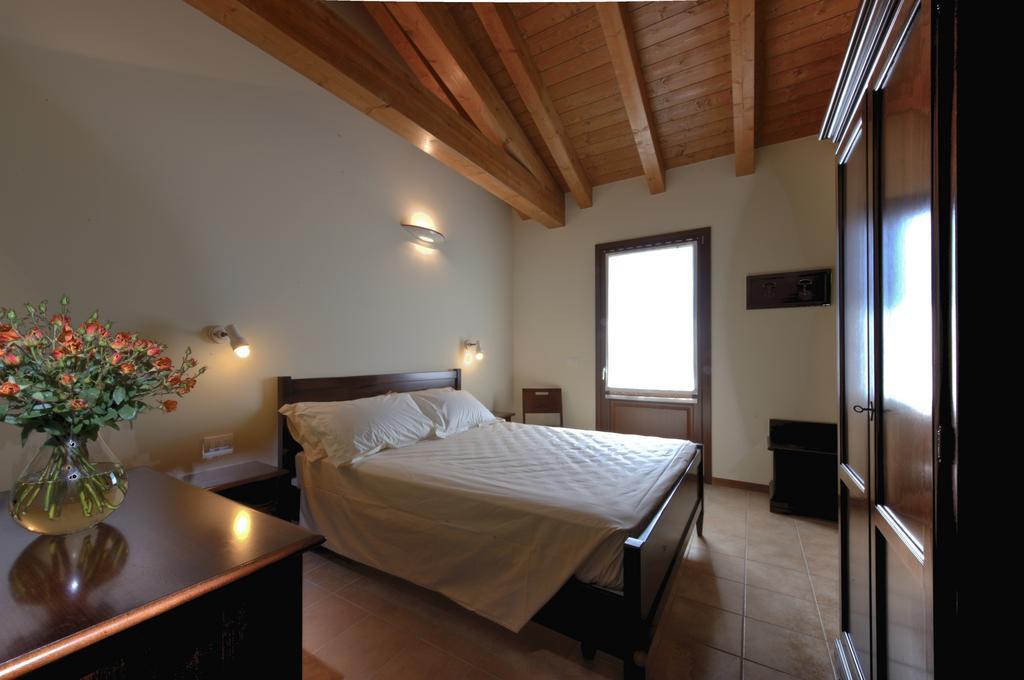Agriturismo Olistella Palazzolo dello Stella Номер фото